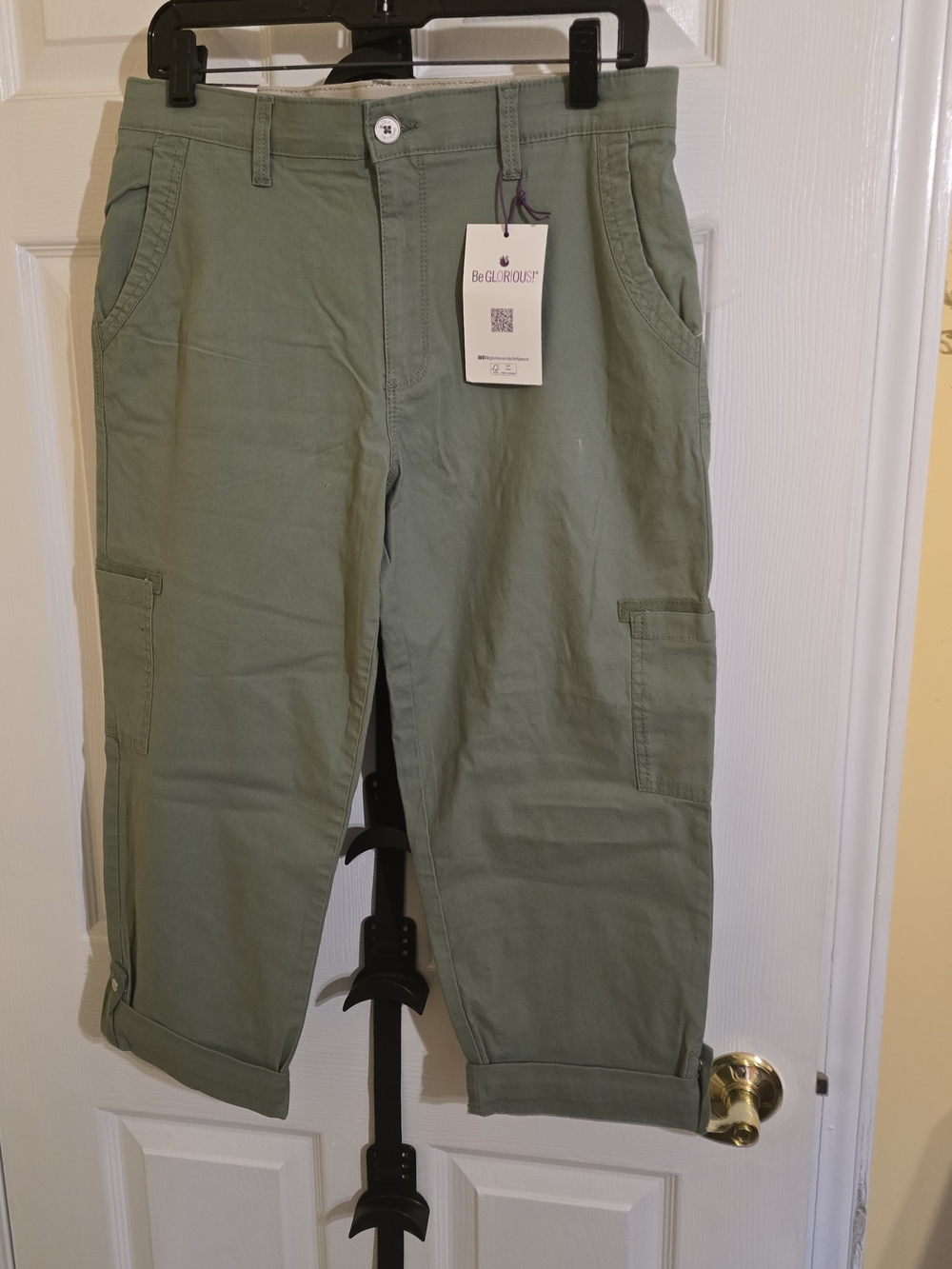 Gloria Vanderbilt Light Olive Green Women's Capris